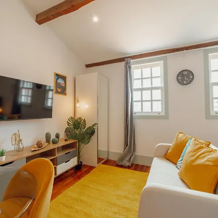 Downtown Suites By Vacationy Porto Exterior photo