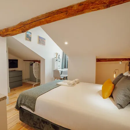 Downtown Suites By Vacationy Porto Exterior photo