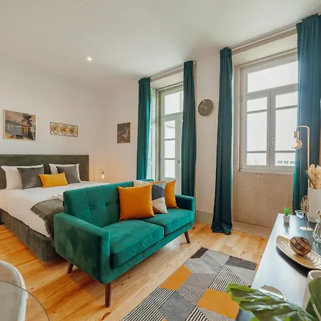 Downtown Suites By Vacationy Porto Exterior photo