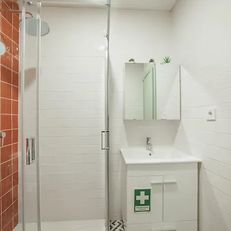 Downtown Suites By Vacationy Porto Exterior photo